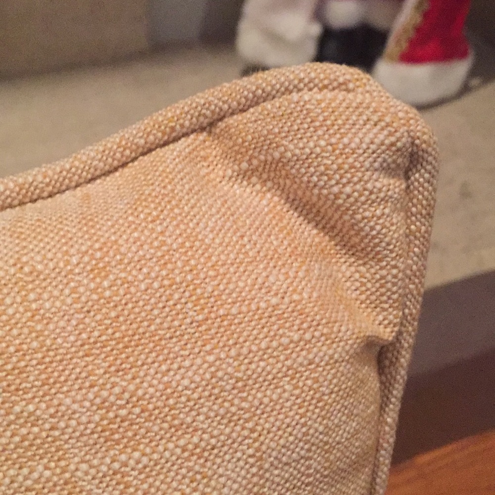 LAST ONE: Rae Dunn “Grateful” pillow. - Picture 4 of 5